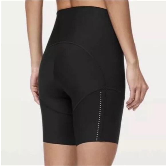 lululemon athletica Other - Lululemon City to summit cycling shorts